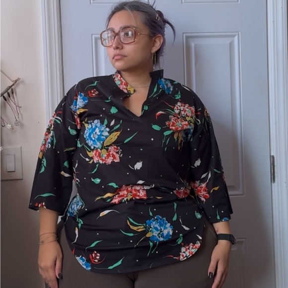 Vintage Homemade Bell Sleeve Black Floral Tunic Top size L - Picture 2 of 4